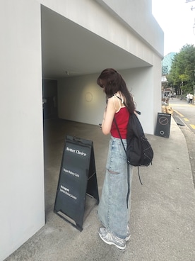 「アイテム（タンクトップ、レッド系）」を使った、micmic7さん（レディース・169cm）の秋コーディネート