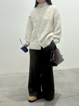 「アイテム（スリッポン）」を使った、Renaさん（レディース・151cm）の秋コーディネート