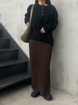 「アイテム（スリッポン）」を使った、Renaさん（レディース・151cm）の秋コーディネート