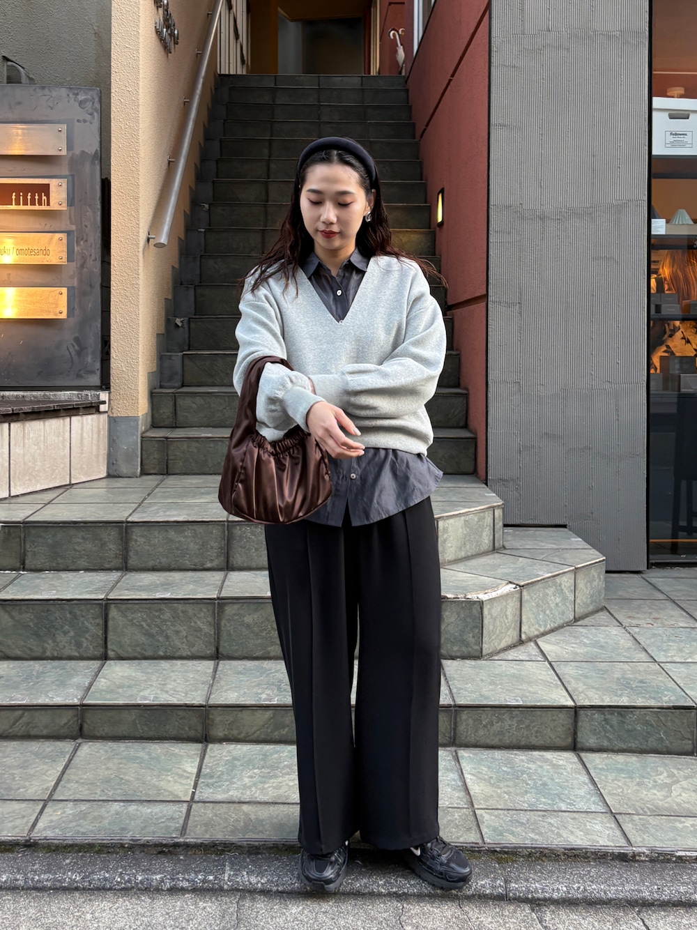 「Jena espace merveilleuxの【きれい見え／サイズ展開あり】トロミイージーパンツ（その他パンツ、ブラック系）」を使った、amuamuse7さん（レディース・160cm）の冬コーディネートの1枚目の写真