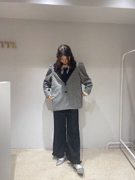 「ラメシューズ」｜MIRO AMURETTEさん（レディース・160cm）の秋コーディネート