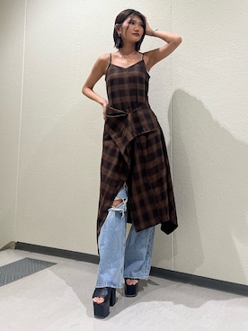 「EMODA（エモダ）のアイテム」を使った、山下凜さん（レディース・163cm）の夏コーディネート