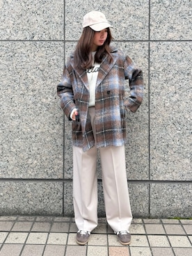 「アイテム（ピーコート）」を使った、ERIさん（レディース・164cm）の秋コーディネート