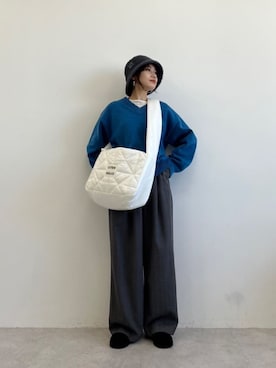 「ベーシック/トラッド」｜「アイテム（スリッポン）」を使った、MIKU SUGIMOTOさん（レディース・157cm）の秋コーディネート