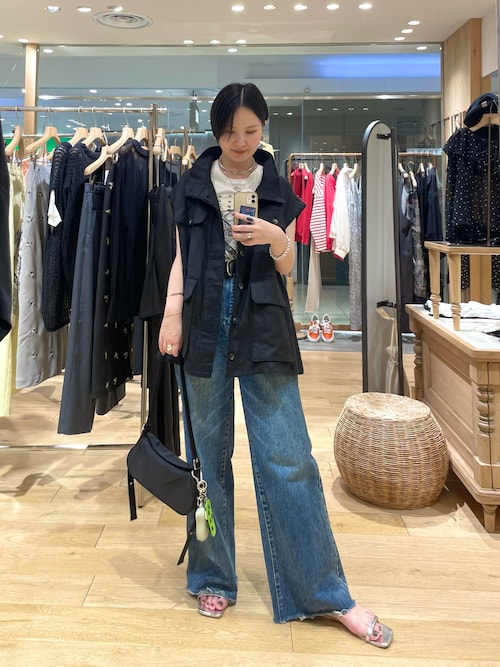 《程よいルーズ感》《旬のスタイリングに》ワイドデニムパンツ