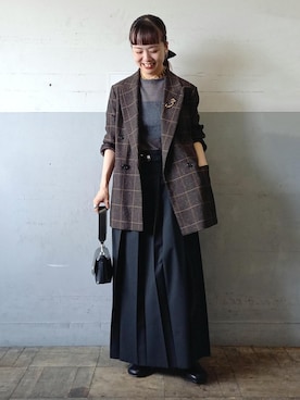「ADAM ET ROPE'（アダムエロペ）のイニシャルブローチ（ブローチ/コサージュ）」を使った、touharaさん（レディース・158cm・30代）の秋コーディネート