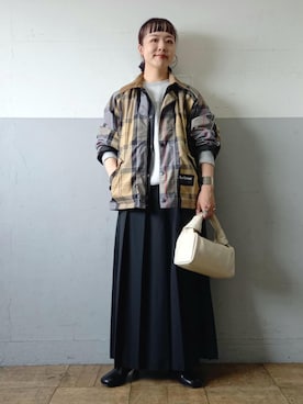 「アイテム（スウェット）」を使った、touharaさん（レディース・158cm）の秋コーディネート