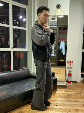 「DANKE SCHON（ダンケシェーン）のアイテム（パーカー）」を使った、SHOさん（メンズ・179cm）の冬コーディネート