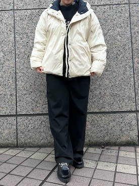 「アイテム（ダウンジャケット/コート、ベージュ系）」を使った、おんぷさん（レディース・163cm）の冬コーディネート