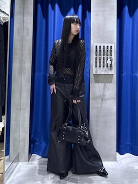 「PAGEBOY（ページボーイ）のスタッズZIPミニボストンバッグ（ショルダーバッグ、ブラック系）」を使った、koyukiさん（レディース・165cm）の夏コーディネート