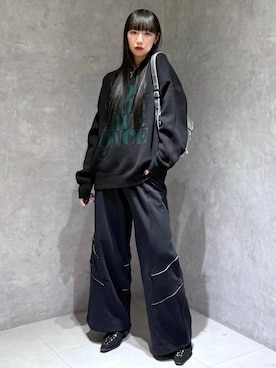 「ロングヘア」｜「アイテム（アクセサリー）」を使った、koyukiさん（レディース・165cm）の冬コーディネート