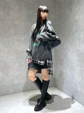 「ロングヘア」｜「アイテム（アクセサリー）」を使った、koyukiさん（レディース・165cm）の冬コーディネート