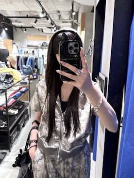 「PAGEBOY（ページボーイ）の【500mlペットボトル収納可能】2WAYボストンバッグ（ボストンバッグ、ブラック系）」を使った、koyukiさん（レディース・165cm）の春コーディネート