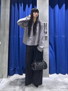 「PAGEBOY（ページボーイ）のスタッズZIPミニボストンバッグ（ショルダーバッグ、ブラック系）」を使った、koyukiさん（レディース・165cm）の夏コーディネート