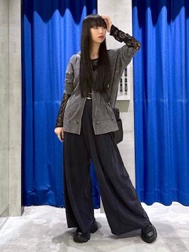 「PAGEBOY（ページボーイ）のサイドタックルーズウラケパンツ/イージーパンツ【4color・2size】（スウェットパンツ）」を使った、koyukiさん（レディース・165cm）の秋コーディネート