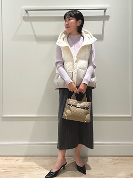 「アイテム（ダウンベスト）」を使った、kanazashiさん（レディース・159cm）の秋コーディネート