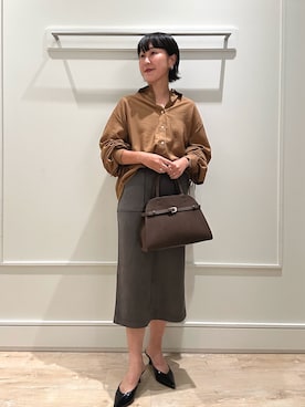 「MICO COULIER（ミコクリエ）のマシュマロスウェードタイトスカート（スカート）」を使った、kanazashiさん（レディース・159cm）の秋コーディネート