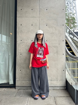 「アイテム（スニーカー、オレンジ系）」を使った、mogiさん（レディース・159cm）の夏コーディネート