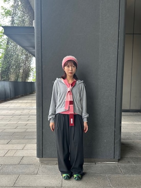 「アイテム（ニットキャップ/ビーニー、ピンク系）」を使った、mogiさん（レディース・159cm）の秋コーディネート