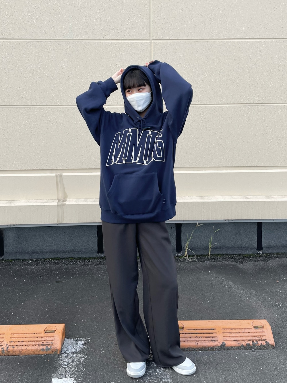 ★韓国の人気★【87MM】★[Mmlg] BLUE IN THE WORLD HOO.D★ 87mm（87mm）の「【87MM / Mmlg】EDW HOOD / パルチムエムエム