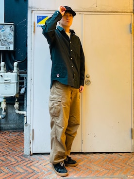 「AVIREX新宿」｜庄子　恵さん（メンズ・179cm）の春コーディネート