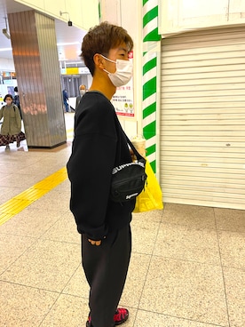 「unrelaxing（アンリラクシング）のアイテム（スウェット）」を使った、タイセイさん（メンズ・173cm）の秋コーディネート