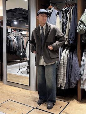 「アイテム（ドレスシューズ、グレー系）」を使った、さんとさん（メンズ・179cm）の秋コーディネート