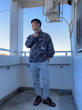 「PALACE（パレス）のアイテム（ジャケット/アウター）」を使った、en  and outdoor unitさん（メンズ・182cm）の冬コーディネート