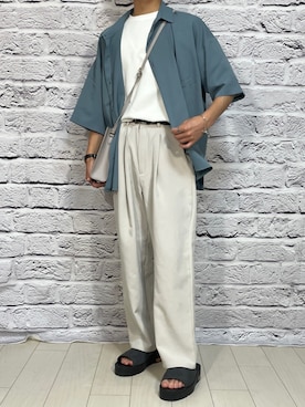 「LILL（リル）のアイテム（スラックス）」を使った、まさきさん（メンズ・167cm）の夏コーディネート