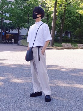 「LILL（リル）のアイテム（スラックス）」を使った、まさきさん（メンズ・167cm）の春コーディネート