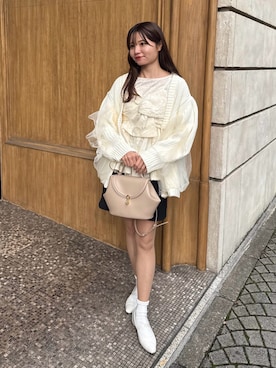 「アイテム（香水）」を使った、risaさん（レディース・161cm）の秋コーディネート