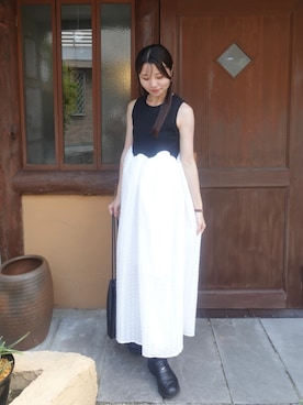 「アイテム（フェイスパウダー）」を使った、risaさん（レディース・161cm）の夏コーディネート