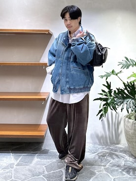 「ADAM ET ROPE'（アダムエロペ）のアイテム（デニムジャケット）」を使った、Ryu Miyazakiさん（メンズ・167cm）の秋コーディネート