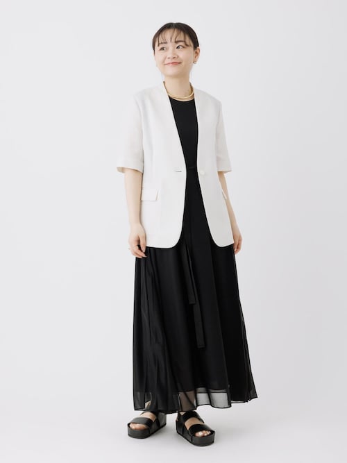リネンハーフスリーブノーカラー半袖ジャケット（ノーカラージャケット