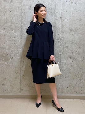 「タイト」｜「アイテム（パンプス）」を使った、NAOKOさん（レディース・163cm）の冬コーディネート