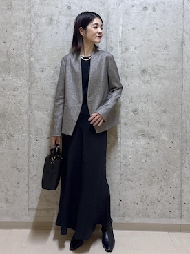 「アイテム（ノーカラージャケット）」を使った、NAOKOさん（レディース・163cm）の秋コーディネート