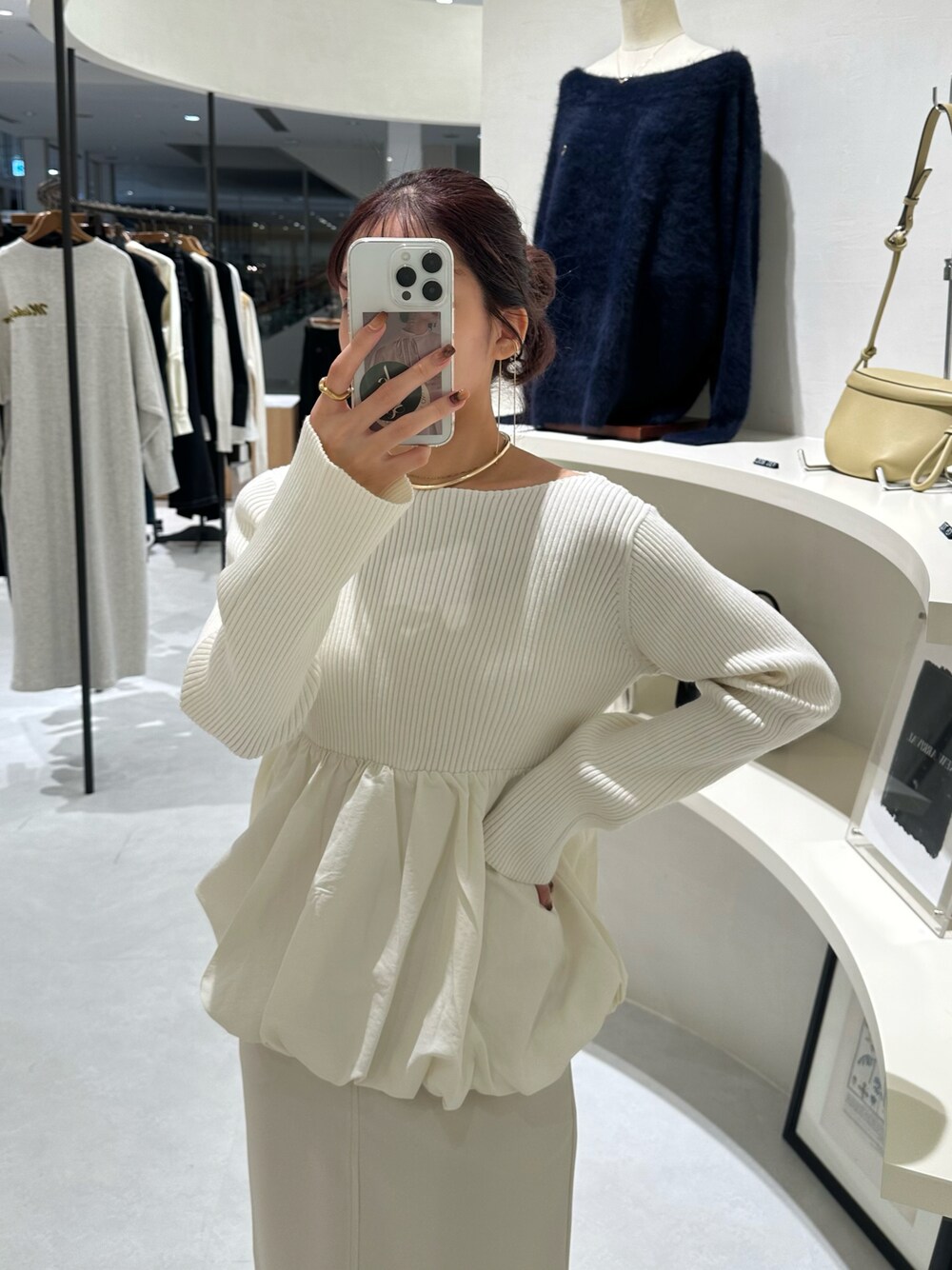 カプリシュレマージュ　ニットドッキングバルーンチュニック　オフホワイト カプリシュレマージュ ニットドッキングバルーンチュニック オフ