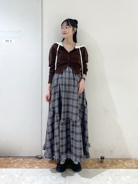 「w closet（ダブルクローゼット）のレースフーディーニットカーデ（ニット/セーター、ブラウン系）」を使った、ミナさん（レディース・159cm）の秋コーディネート
