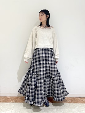 「w closet（ダブルクローゼット）のシアーワンショルスウェット（Tシャツ/カットソー、ホワイト系）」を使った、ミナさん（レディース・159cm）の春コーディネート