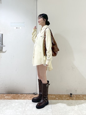 「w closet（ダブルクローゼット）のバックリボンストライプシャツ（シャツ/ブラウス、イエロー系）」を使った、ミナさん（レディース・159cm）の秋コーディネート