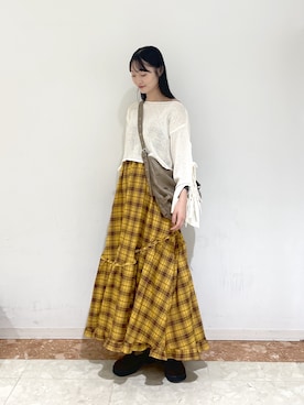 「w closet（ダブルクローゼット）のワンショル袖リボンニット（ニット/セーター、ホワイト系）」を使った、ミナさん（レディース・159cm）の秋コーディネート