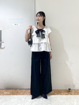 「w closet（ダブルクローゼット）の2WAYリボンブラウス（シャツ/ブラウス、ホワイト系）」を使った、ミナさん（レディース・159cm）の夏コーディネート