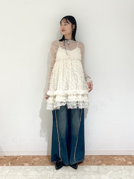 「w closet（ダブルクローゼット）のシアーハイネックプルオーバー（Tシャツ/カットソー、ホワイト系）」を使った、ミナさん（レディース・159cm）の春コーディネート