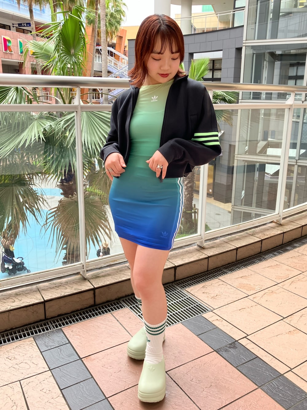 【即完売】 稀少OT(XL)size adidas フリルドレス ワンピース 送関込☆adidas Originals☆ADILENIUM 背中開きタイトワンピース