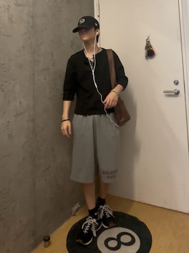 「VIBGYOR（ヴィブジョー）の【ABREATH】オーバサイズリブヘンリーネックロングTシャツ（Tシャツ/カットソー、ブラック系）」を使った、Kさん（メンズ・163cm）の秋コーディネート