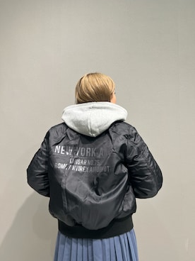 「リバーシブル」｜「アイテム（MA-1）」を使った、asukaさん（レディース・160cm）の秋コーディネート