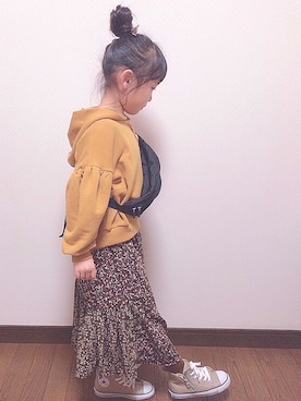 「アイテム（スカート、ブラウン系）」を使った、noaさん（キッズ・110cm）の冬コーディネート