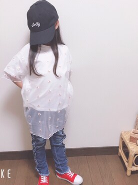 「b.Room」｜「アイテム（キャップ）」を使った、noaさん（キッズ・110cm）の秋コーディネート