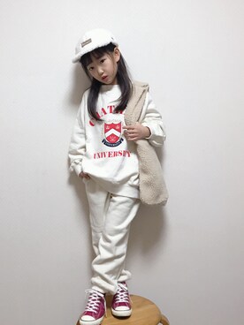 「CIAOPANIC TYPY（チャオパニックティピー）のアイテム（スウェットパンツ）」を使った、noaさん（キッズ・120cm）の冬コーディネート