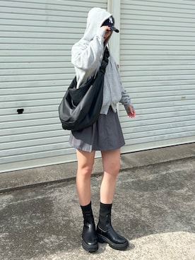 sor_aroomさんの「ギャザーハーフムーンショルダーバック」を使ったコーディネート
